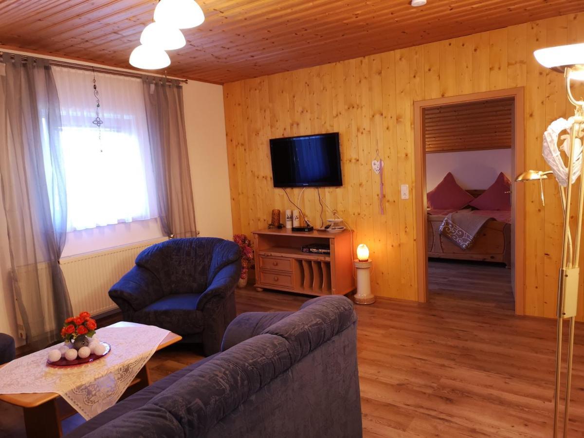 Ferienwohnung - Haus Monika 菲利普斯罗伊特 外观 照片