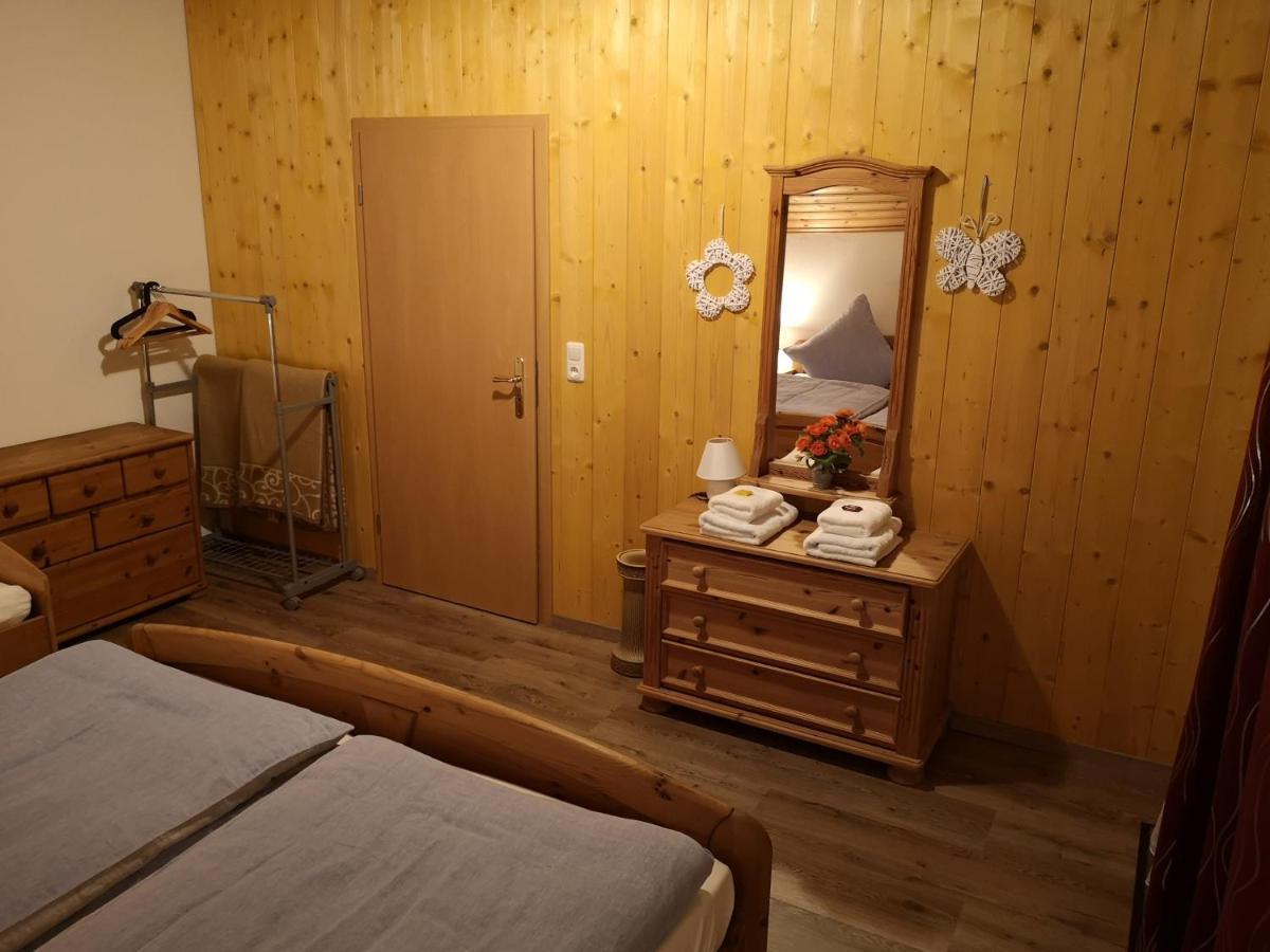 Ferienwohnung - Haus Monika 菲利普斯罗伊特 外观 照片